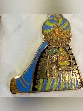 Vintage AVIVA 1973 Egyptian Pharaoh Enamel Dangle Earrings Blue Green Gold Egypt